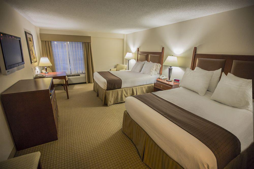 Holiday Inn Express & Suites Asheville Downtown By Ihg Экстерьер фото