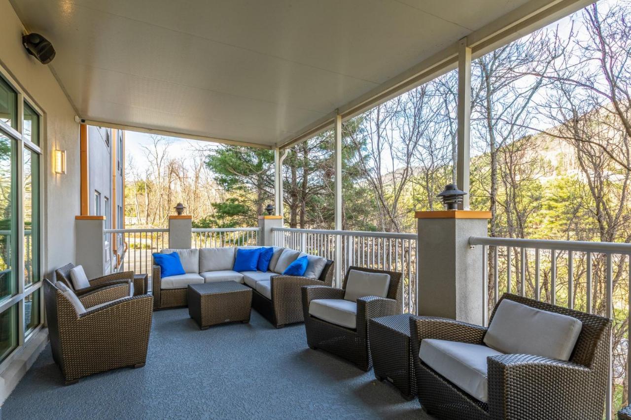Holiday Inn Express & Suites Asheville Downtown By Ihg Экстерьер фото