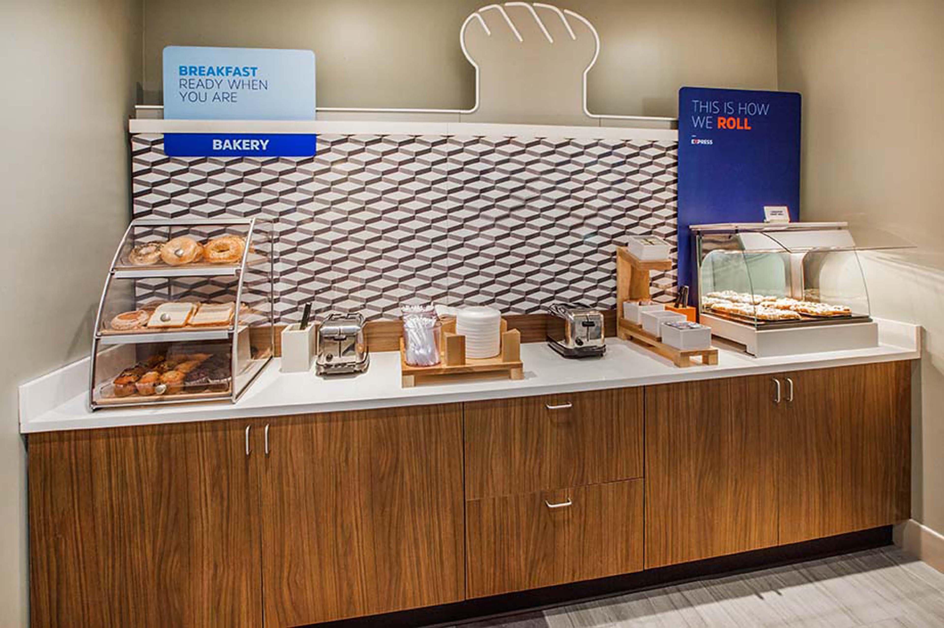Holiday Inn Express & Suites Asheville Downtown By Ihg Экстерьер фото