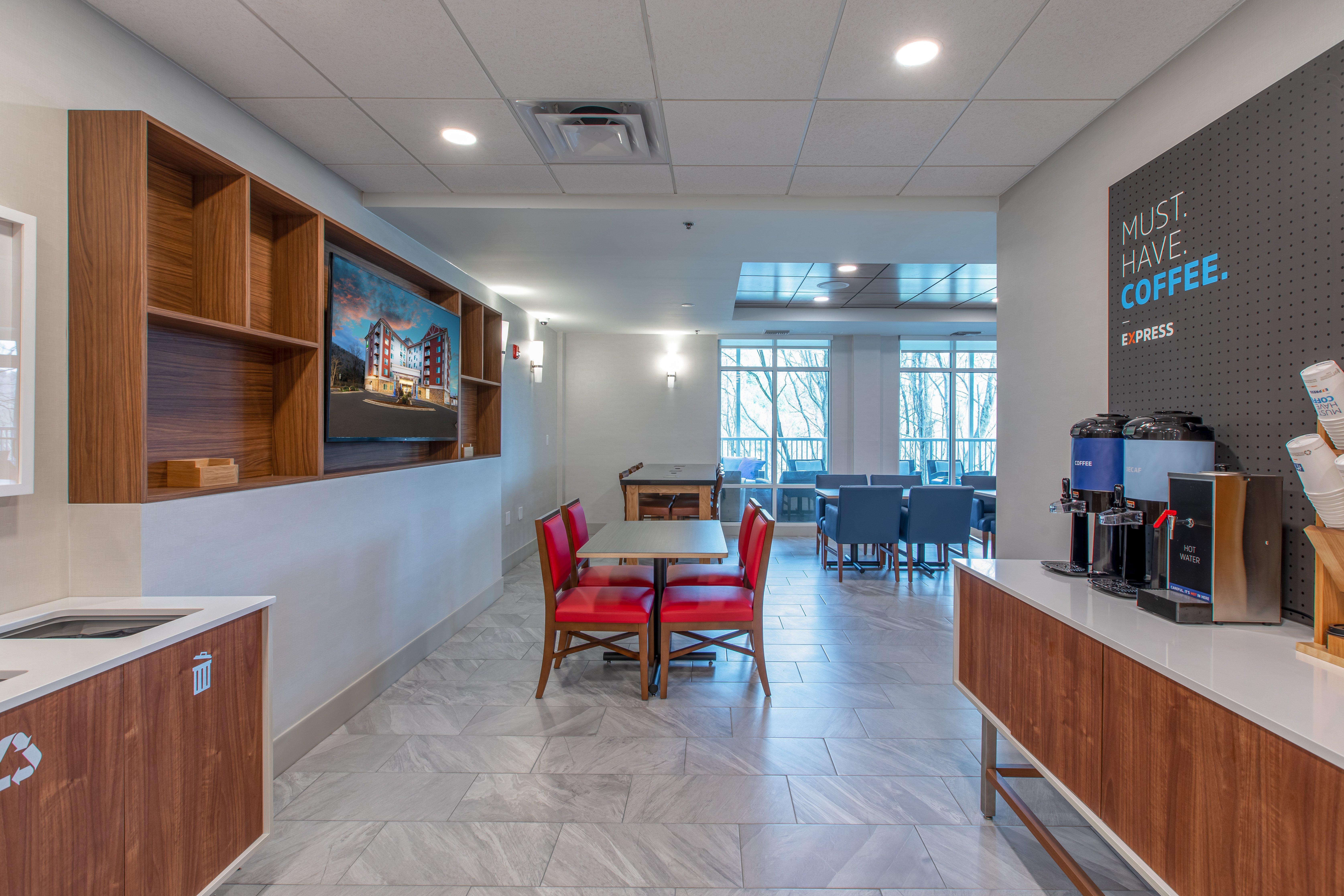 Holiday Inn Express & Suites Asheville Downtown By Ihg Экстерьер фото